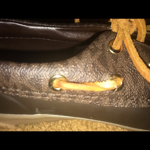 Sale ‼️🤩🥳MICHAEL KORS SHOES/sneakers - Picture 6 of 6